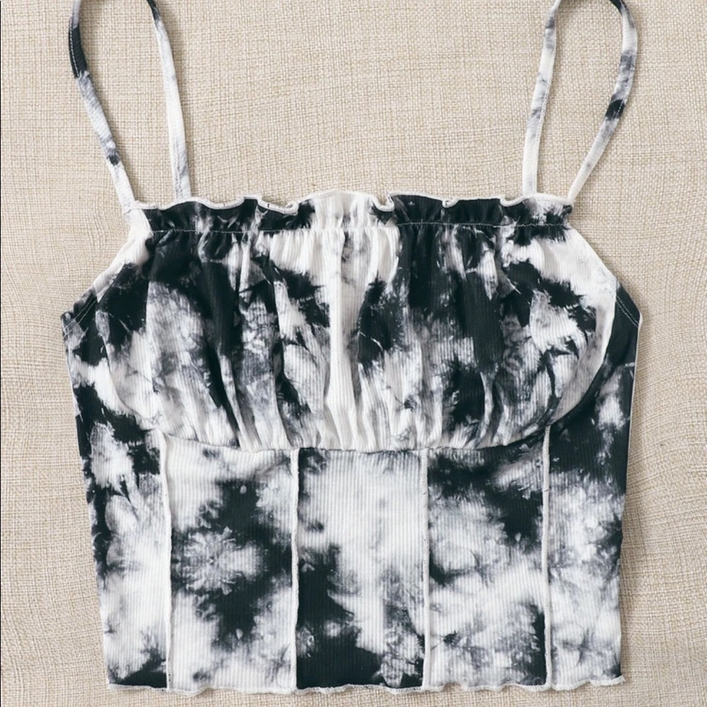 Black and white crop top